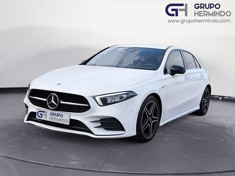 Blanco Usado 2021 Mercedes A200 AMG line Plus Berlina | 29.990 € (Precio justo) - Imagen 1/4