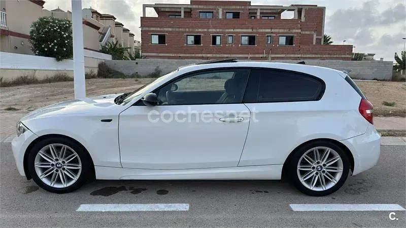 Usado BMW 118 143 CV (105 kW) 2008 Blanco Utilitario