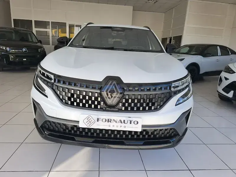 Usado Renault Espace 200 CV (147 kW) 2025 Blanco SUV