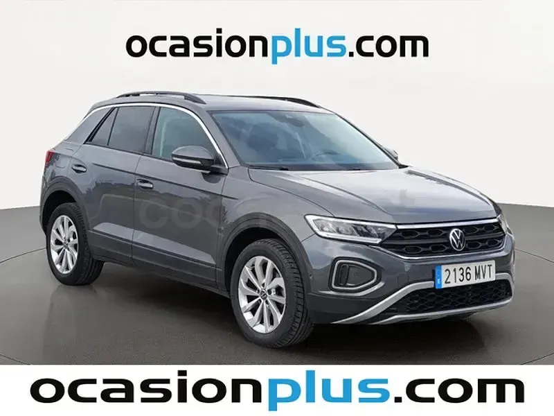 Usado VW T-Roc Life 115 CV (84 kW) 2024 Gris SUV