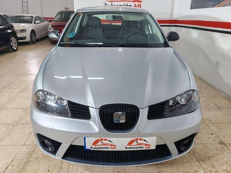 Usado Seat Ibiza 69 HP (50 kW) 2007 Cinzento Citadino