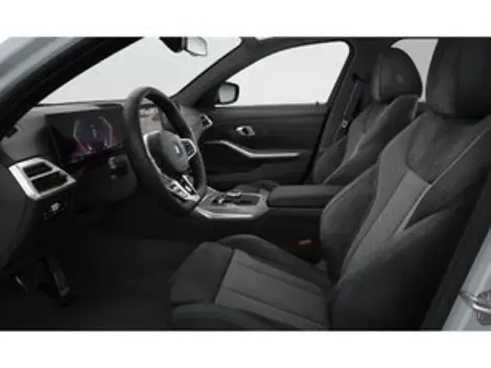 Usado BMW 330e Comfort Edition 292 CV (214 kW) 2025 Gris Familiar