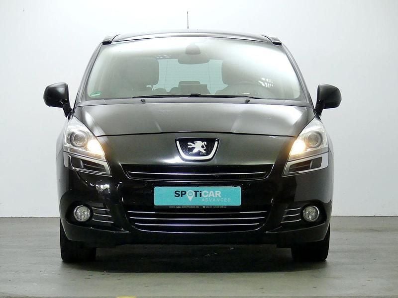 Usado Peugeot 5008 112 CV (82 kW) 2010 Negro Monovolumen