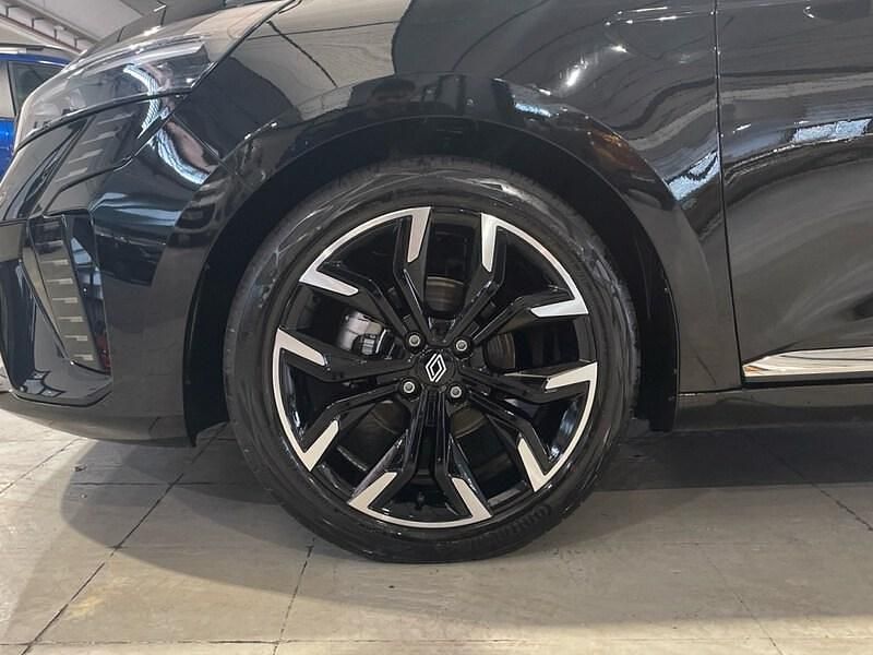 Usado Renault Clio V Techno 90 CV (66 kW) 2024 Negro Berlina