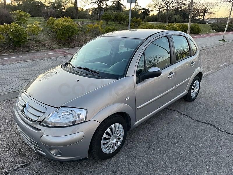 Usado Citroën C3 61 CV (44 kW) 2007 Beige Berlina