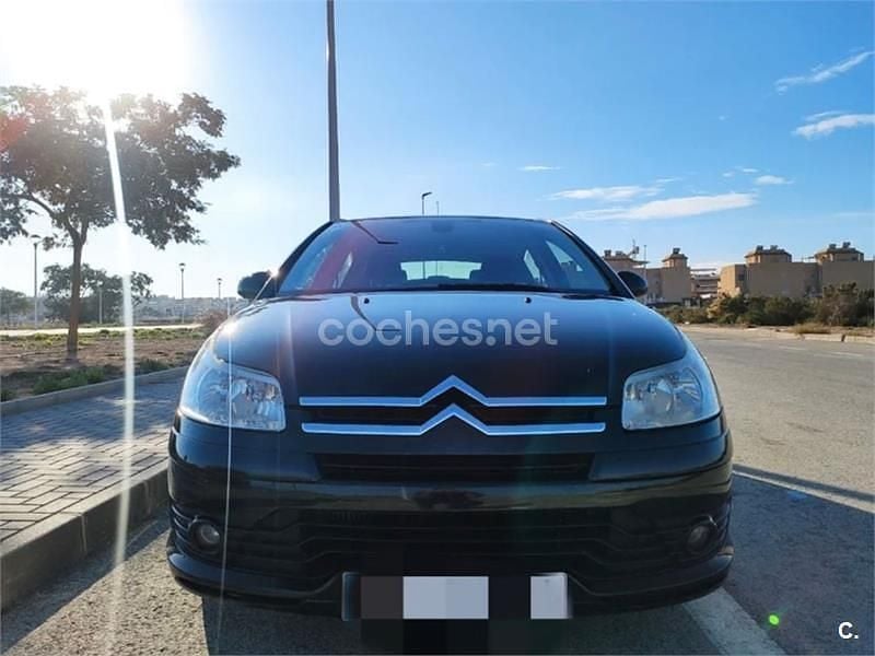 Negro Usado 2007 Citroën C4 VTR Sport Berlina | 3100 € (Buen precio) - Imagen 1/4