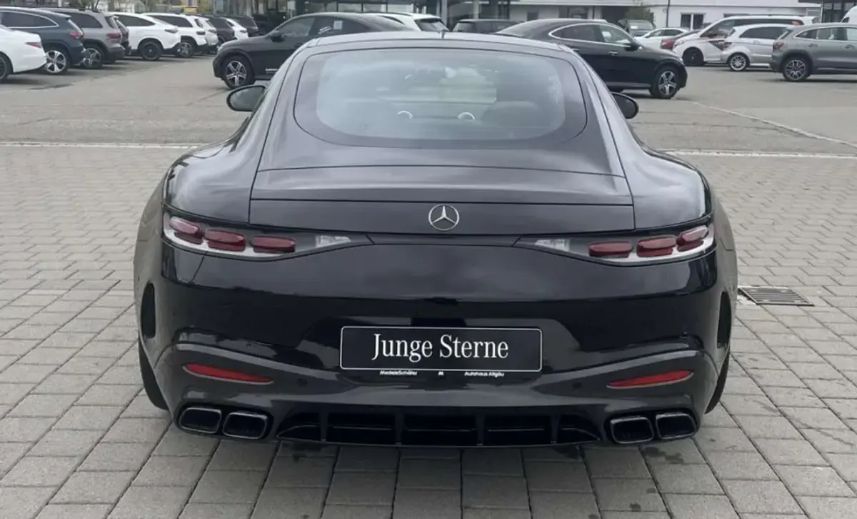 Usado Mercedes AMG GT AMG 586 CV (431 kW) 2023 Negro Coupe