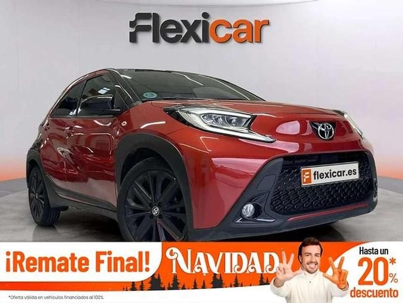Rojo Usado 2023 Toyota Aygo Utilitario | 14.990 € (Precio justo) - Imagen 1/4