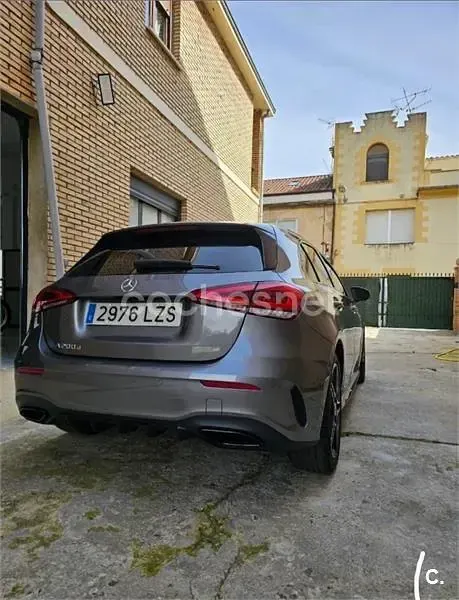 Usado Mercedes A200 150 CV (110 kW) 2022 Gris / plata Berlina