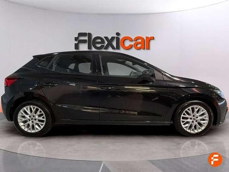 Usado Seat Ibiza FR 116 HP (85 kW) 2024 Azul Citadino