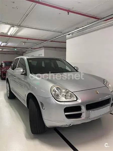 Usado Porsche Cayenne 250 CV (183 kW) 2006 Gris / plata SUV