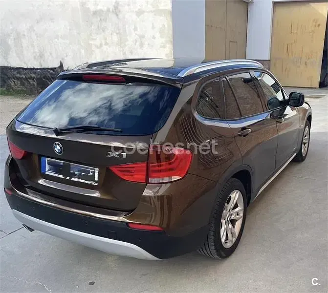 Usado BMW X1 Sport Line 143 CV (105 kW) 2010 Marrón SUV