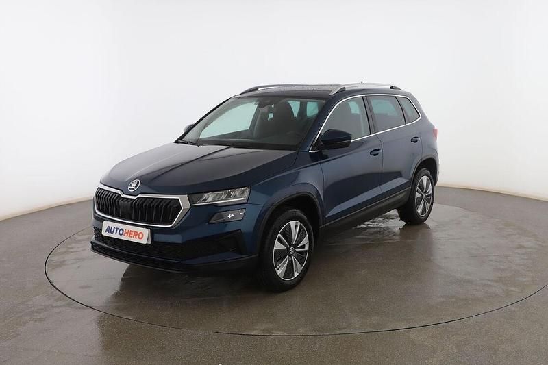 Usado Skoda Karoq Ambition 150 CV (110 kW) 2022 Azul SUV