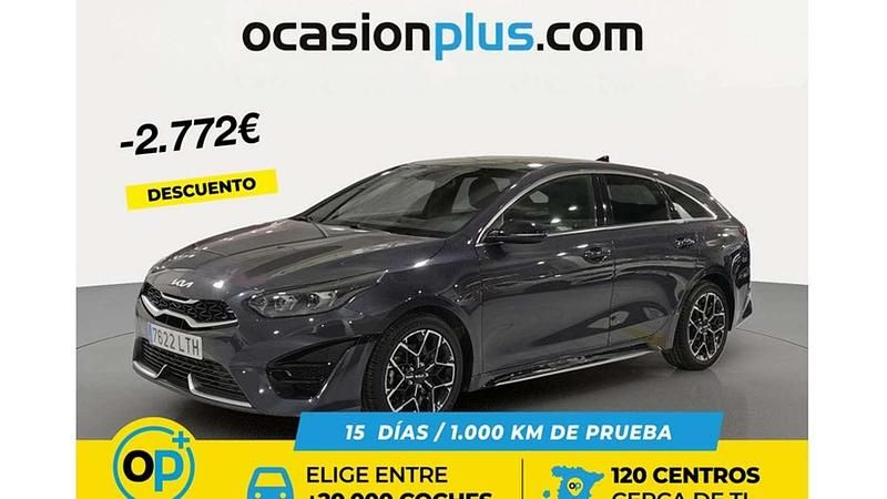 Usado Kia ProCeed GT-Line 160 CV (117 kW) 2021 Gris Familiar