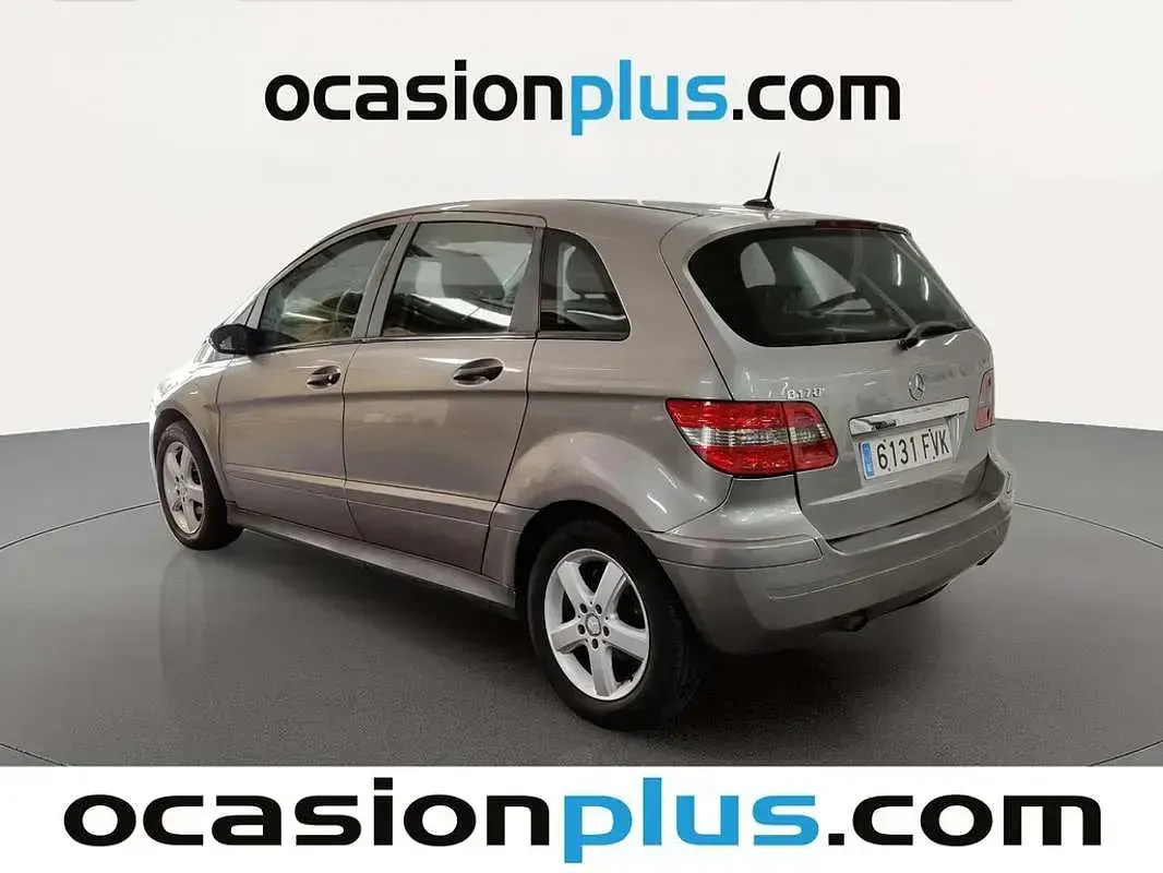 Usado Mercedes B170 116 CV (85 kW) 2007 Gris Monovolumen