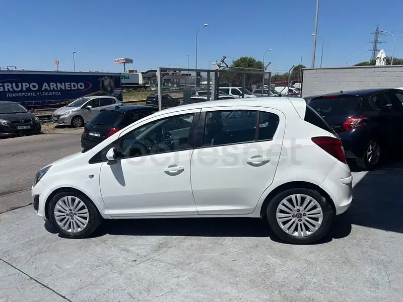Usado Opel Corsa Color Edition 100 CV (73 kW) 2014 Blanco Utilitario