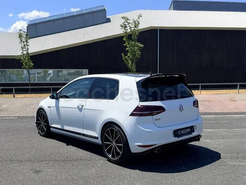 Usado VW Golf VII GTI Clubsport 265 CV (194 kW) 2016 Blanco Berlina
