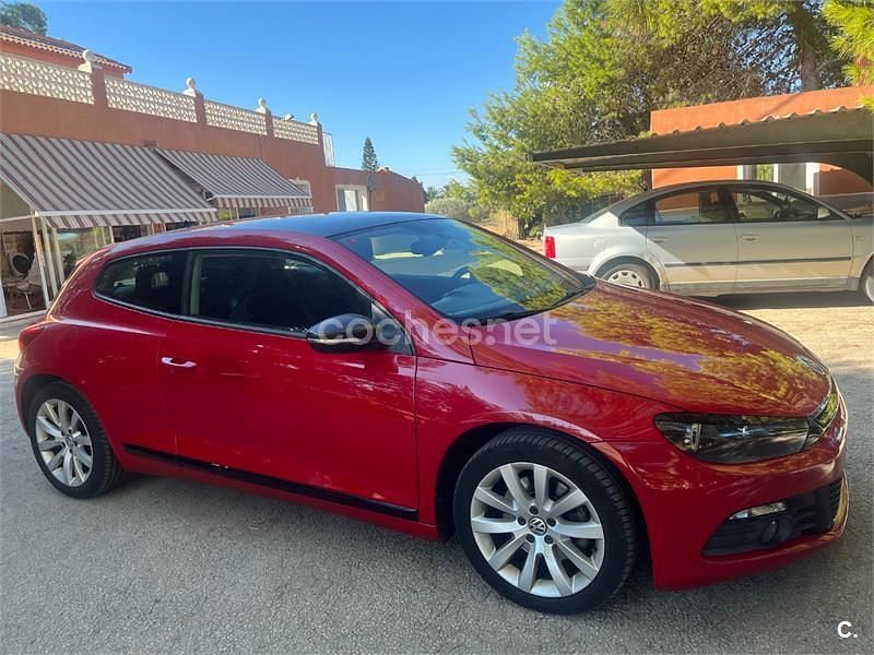 Rojo Usado 2009 VW Scirocco Coupe | 10.500 € (Un poco caro) - Imagen 1/4