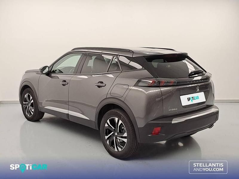 Usado Peugeot 2008 Allure 101 CV (74 kW) 2021 Gris SUV