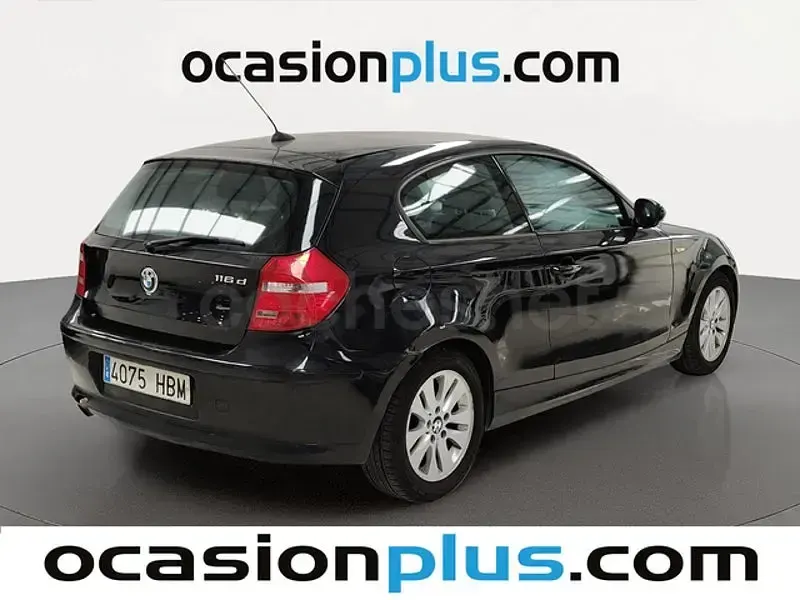 Usado BMW 116 116 CV (85 kW) 2011 Negro Utilitario