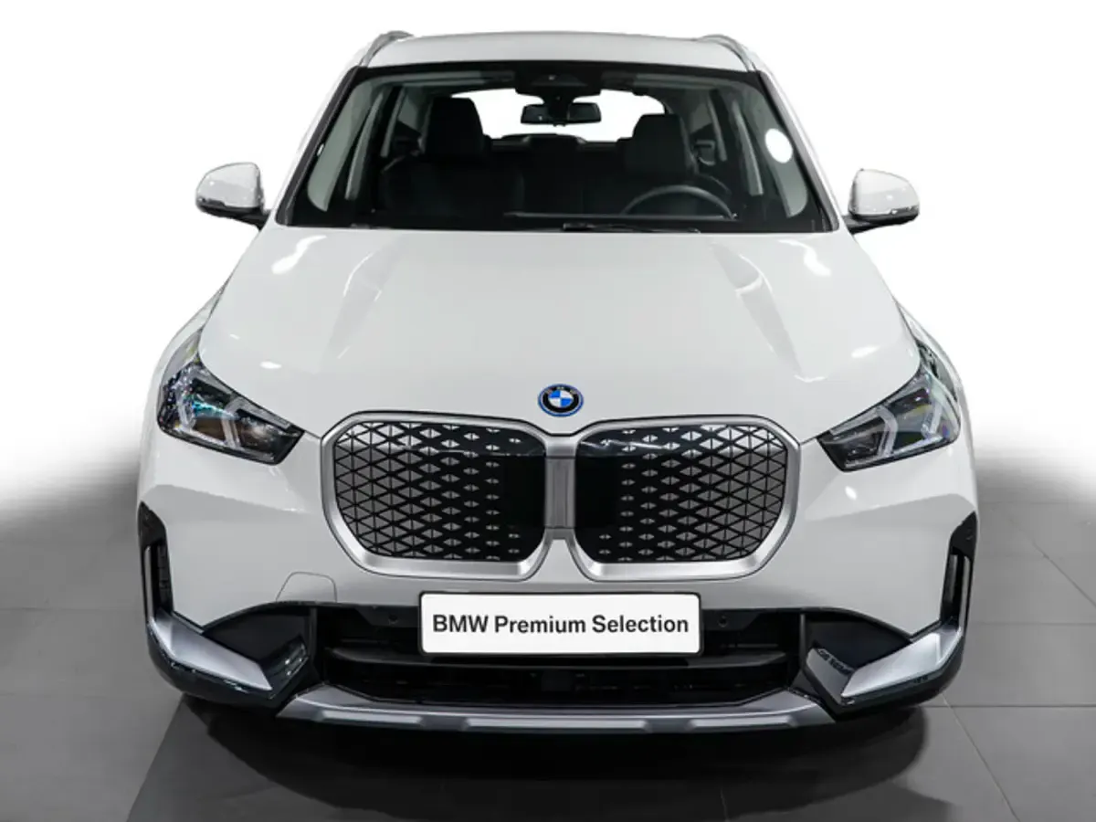 Nuevo BMW iX1 Comfort Edition 230 kW (313 CV) 2025 Blanco SUV
