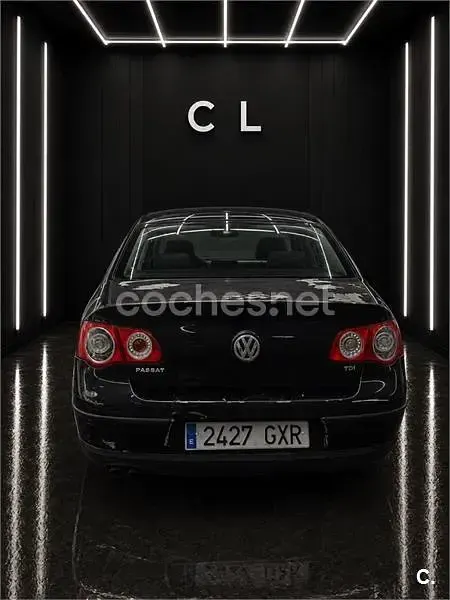 Usado VW Passat 140 CV (102 kW) 2010 Negro Berlina