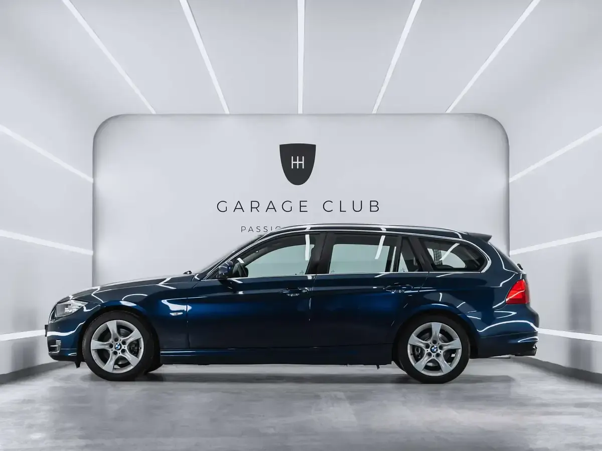 Usado BMW 320 184 HP (135 kW) 2011 Azul Carrinha