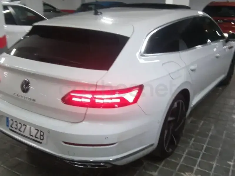 Usado VW Arteon R-line 200 CV (147 kW) 2022 Blanco Familiar