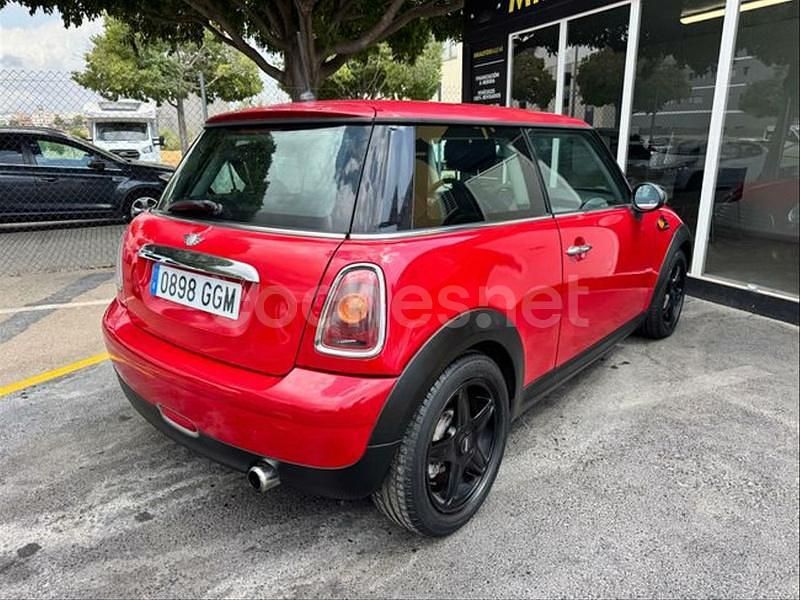 Usado Mini ONE 95 CV (69 kW) 2008 Rojo Utilitario