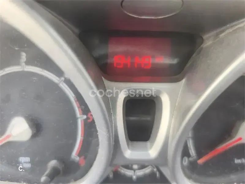 Usado Ford Fiesta Sport 95 CV (69 kW) 2011 Rojo Berlina