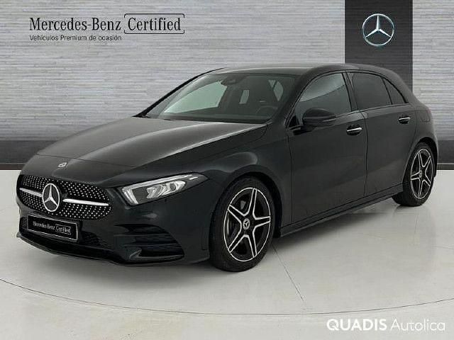 Usado Mercedes A180 136 CV (100 kW) 2022 Negro noche