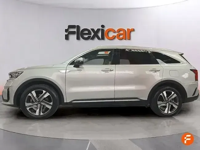 Usado Kia Sorento 230 CV (169 kW) 2023 Gris SUV