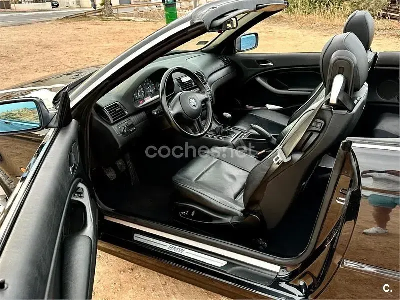 Usado BMW 323 Cabriolet 170 CV (125 kW) 2001 Negro Descapotable