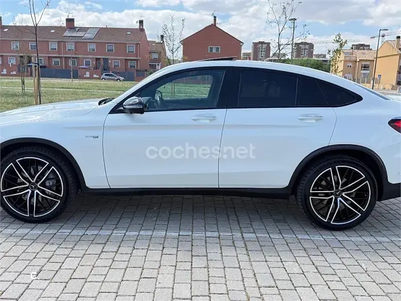 Usado Mercedes GLC43 AMG 367 CV (269 kW) 2020 Blanco Coupe