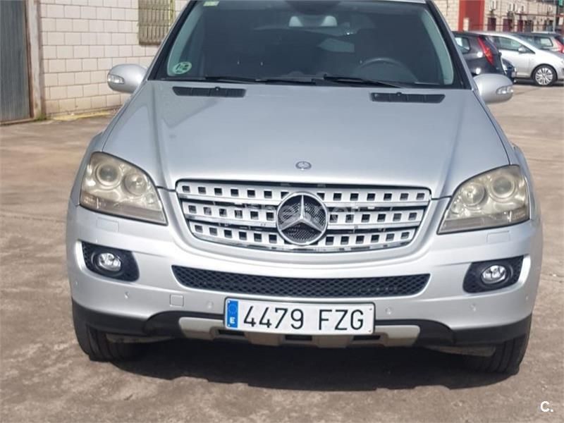 Gris / plata Usado 2008 Mercedes ML280 Edition 1 SUV | 9000 € (Buen precio) - Imagen 1/4