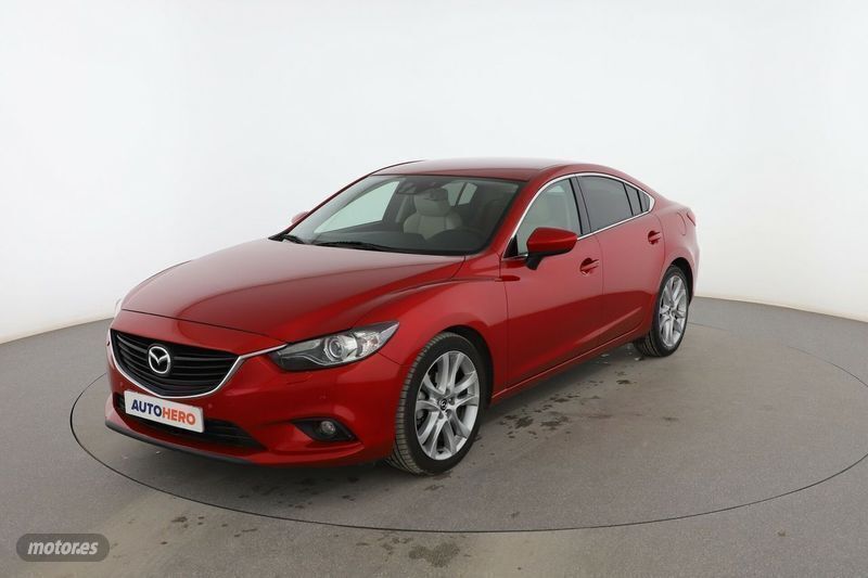 Rojo Usado 2013 Mazda 6 Luxury Berlina | 12.199 € (Buen precio) - Imagen 1/3