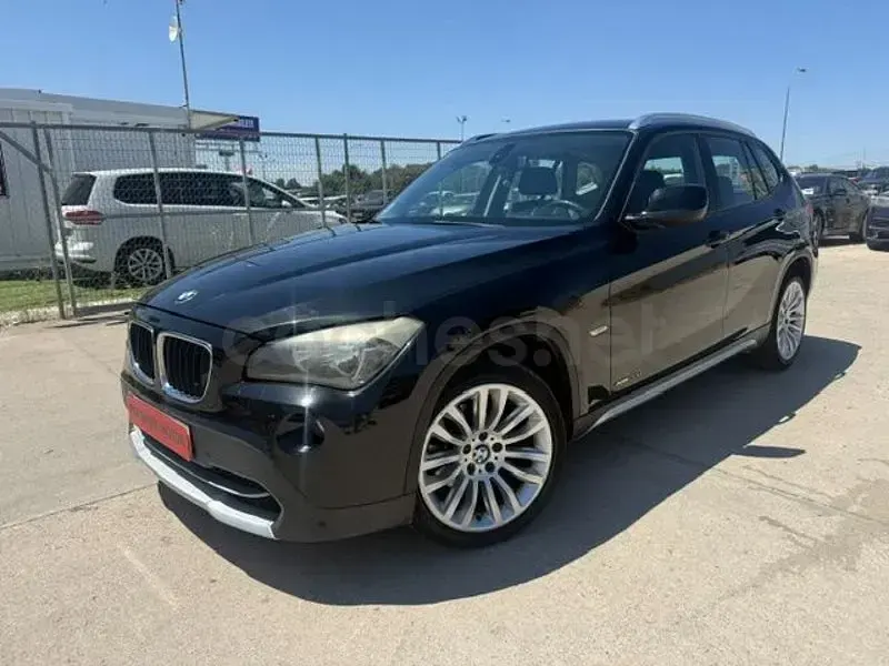 Usado BMW X1 143 CV (105 kW) 2010 Negro SUV