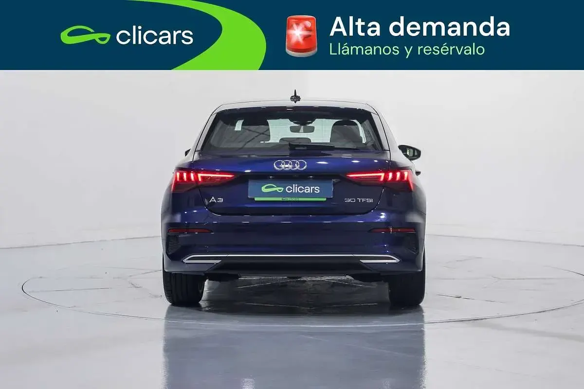 Usado Audi A3 Sportback Advanced 110 CV (80 kW) 2022 Azul Utilitario