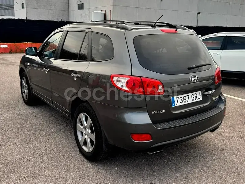 Usado Hyundai Santa Fe Style 155 CV (114 kW) 2009 Gris / plata SUV