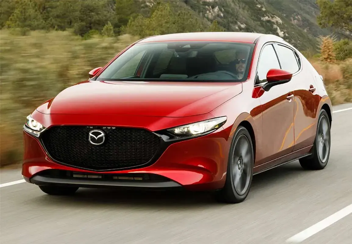 Usado Mazda 3 Active Plus 143 CV (105 kW) 2007 Rojo Utilitario