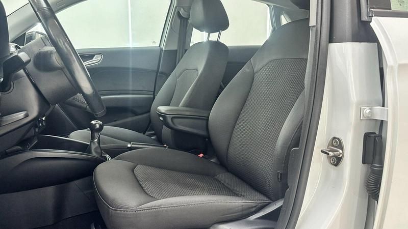 Usado Audi A1 Sportback Premium 95 CV (69 kW) 2018 Blanco Utilitario