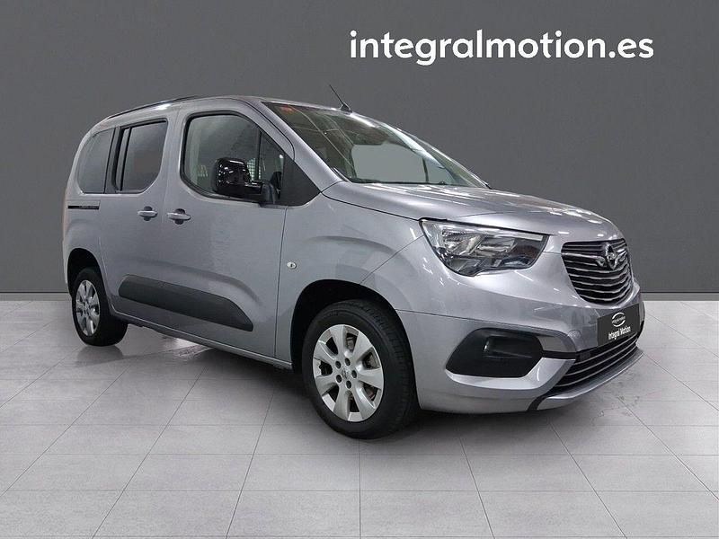 Usado Opel Combo Business Edition 102 CV (75 kW) 2023 Gris Monovolumen