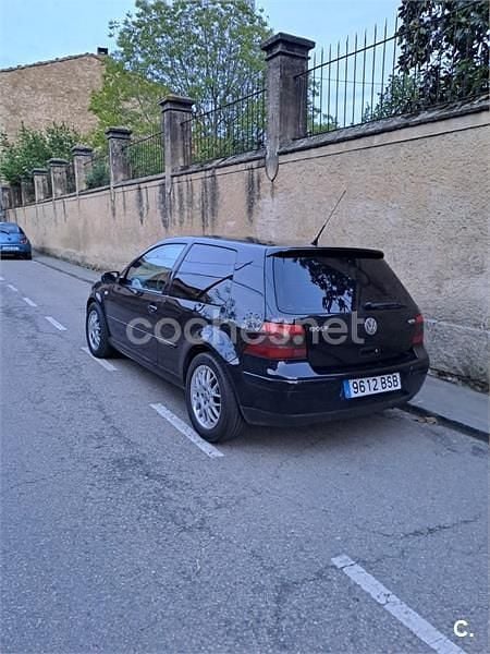 Negro Usado 2002 VW Golf IV GTI Berlina | 5200 € (Precio justo) - Imagen 1/3