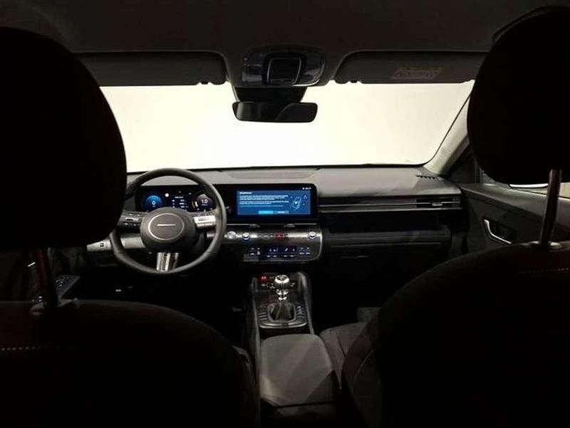 Usado Hyundai Kona 101 CV (74 kW) 2025 Blanco SUV