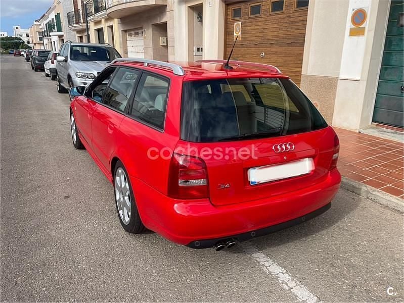 Usado Audi S4 265 CV (194 kW) 2001 Rojo Familiar