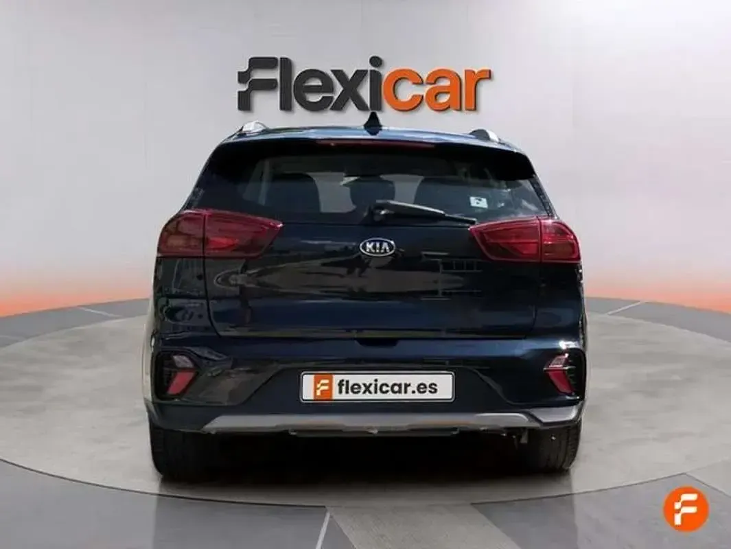 Usado Kia Niro 141 CV (103 kW) 2021 Negro SUV