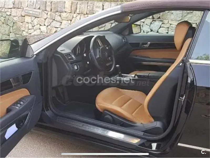 Usado Mercedes E250 204 CV (150 kW) 2013 Negro Descapotable