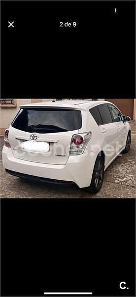 Usado Toyota Verso Business Edition 132 CV (97 kW) 2015 Blanco Monovolumen