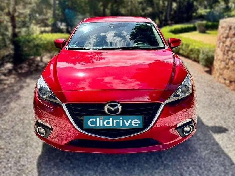 Usado Mazda 3 Luxury 120 CV (88 kW) 2015 Rojo Utilitario