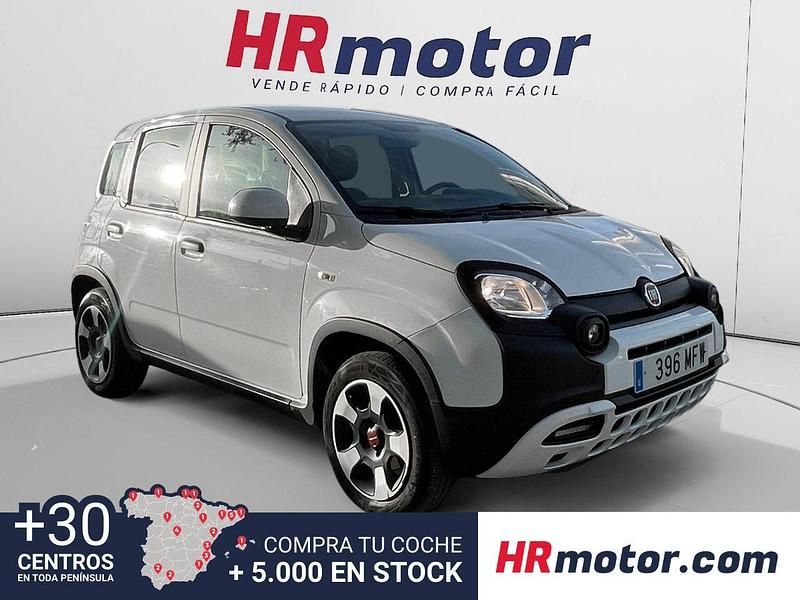 Blanco Usado 2023 Fiat Panda Cross Cross Utilitario | 13.610 € (Un poco caro) - Imagen 1/4